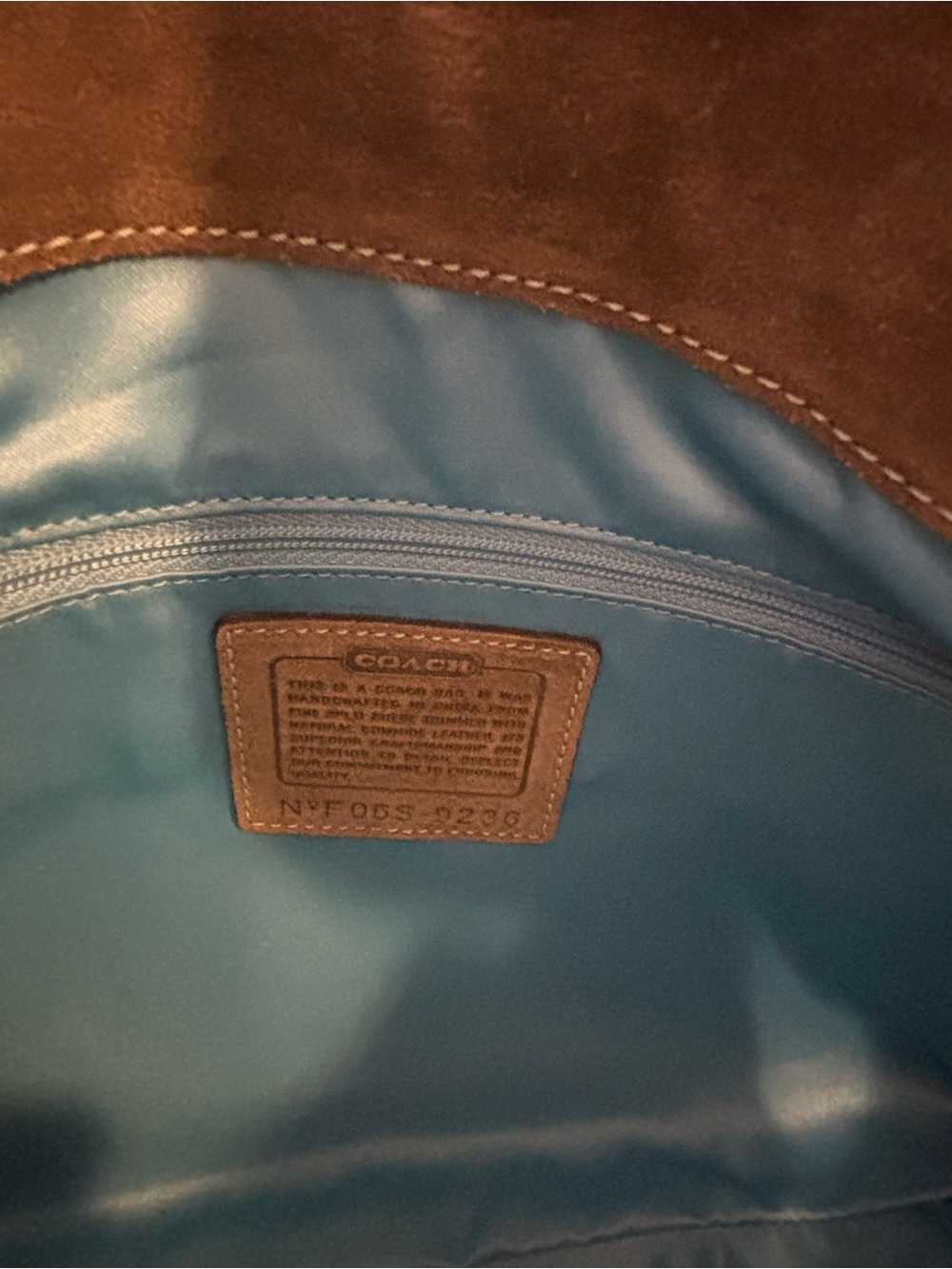 Vintage Coach Brown/taupe Suede Shoulder Bag F06S 9236 with Gold hardware - Picture 5 of 8